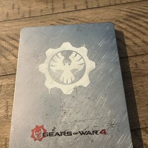 Gears of War 4 Metal Case